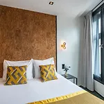 Hotel Sotel Station